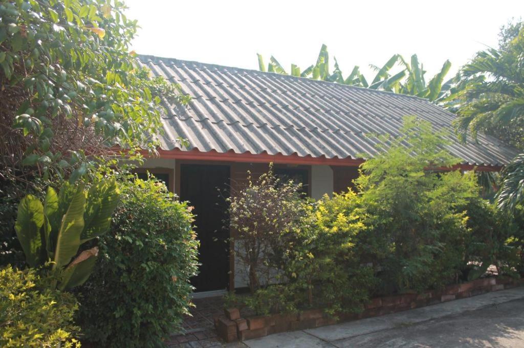 Kacha Resort Bangkok Kültér fotó