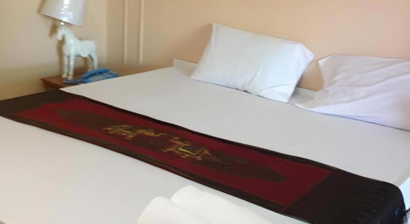 Kacha Resort Bangkok Kültér fotó