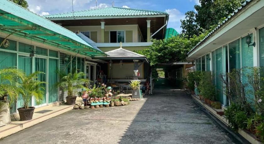 Kacha Resort Bangkok Kültér fotó