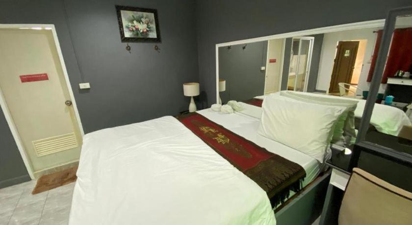 Kacha Resort Bangkok Kültér fotó